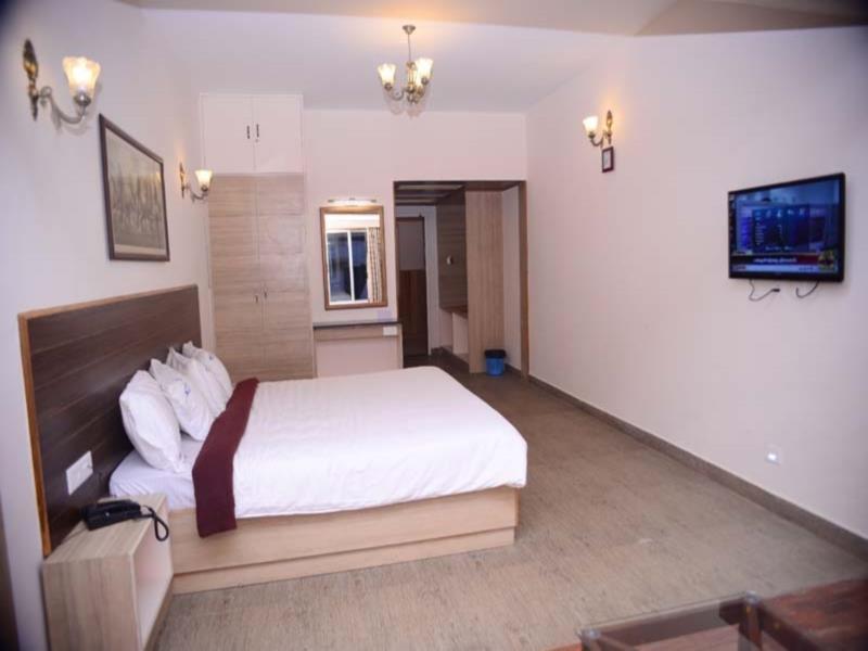 Hotel Sapphire Grand Ooty Kültér fotó