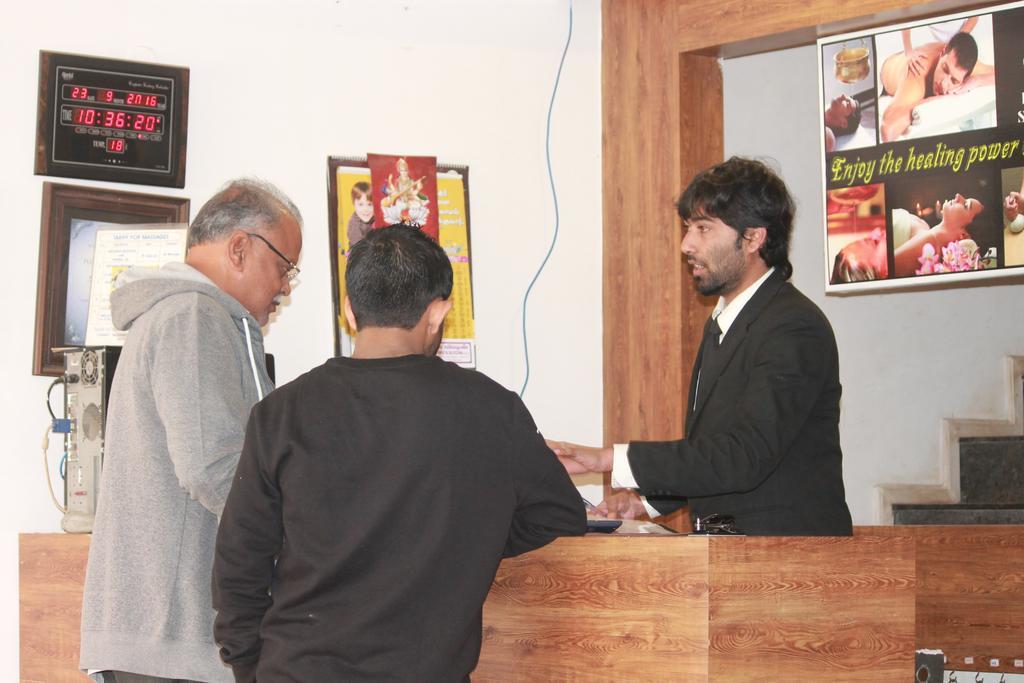 Hotel Sapphire Grand Ooty Kültér fotó