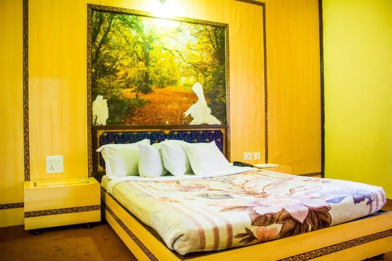 Hotel Sapphire Grand Ooty Kültér fotó